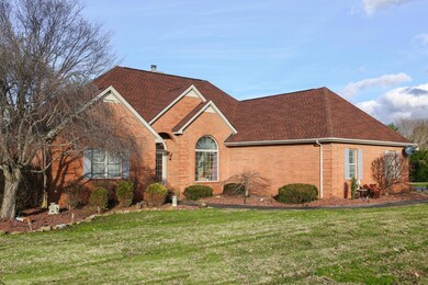 3 BR/2.5 bath with bonus room & almost 1 acre lot!