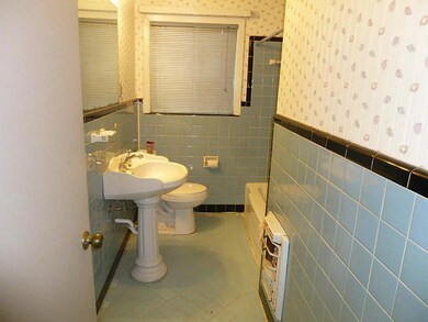 9101 Cathey Ln, Houston, TX 77080 - photo 2