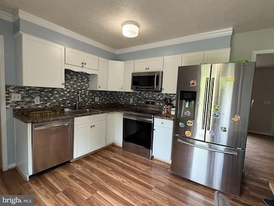 11223 Beales Branch Ln, Remington, VA 22734 - photo 5