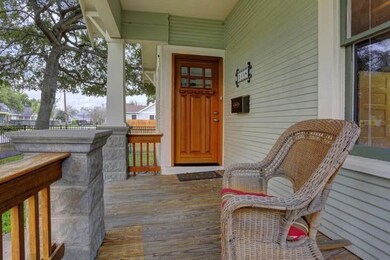 1448 Columbia St, Houston, TX 77008 - photo 4