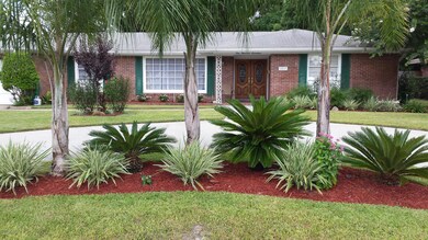 1017 Parkridge Cir E, Jacksonville, FL 32211 - photo 3