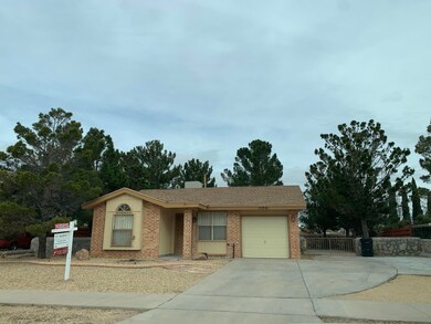 15341 Marburn Ct, Horizon City, TX 79928 - photo 2