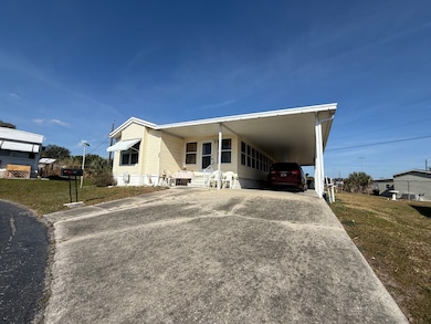 160 Sterling Dr E, Lakeland, FL 33815 - photo 2