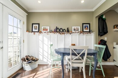 South facing dinette