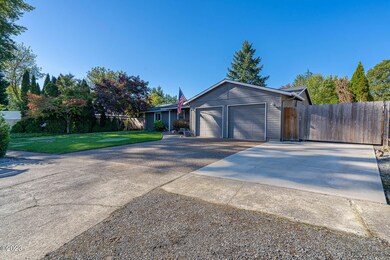 1201 N Marguerite Way, Newberg, OR 97132 - photo 3