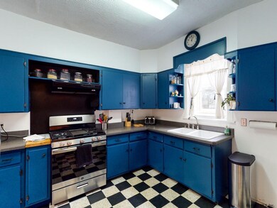 531 Mercer St, Albany, NY 12208 - photo 6