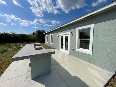 115 Lansing Cir unit 11, Labelle, FL 33935 - photo 4