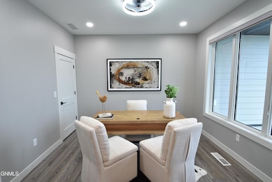 6119 Crested Butte Rd, Bismarck, ND 58503 - photo 7