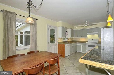 104 Carroll Dr, Annapolis, MD 21403 - photo 2