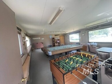 Recreation room with finished concrete floors