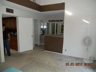 MASTER BATH DUAL SINKS & ENTRY TO WALK IN CLOSET