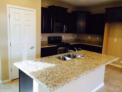Kitchen W/ Stainless & Espresso Cabs