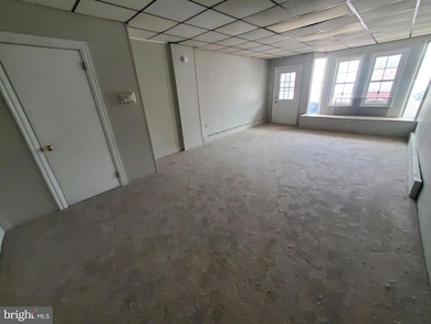 127 N 9th St unit 1, Lebanon, PA 17046 - photo 2