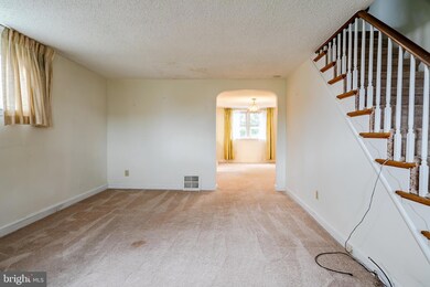 279 Westpark Ln, Clifton Heights, PA 19018 - photo 7