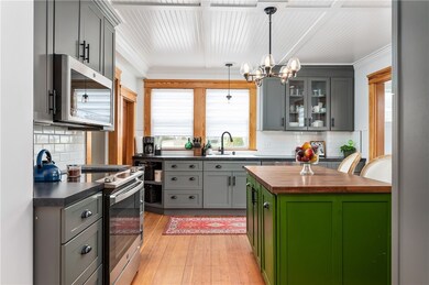 174 Rivulet St, Woonsocket, RI 02895 - photo 2