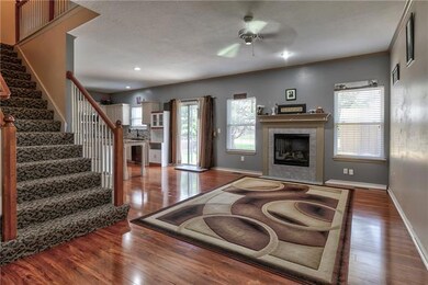 6039 Millbrook St, Shawnee, KS 66218 - photo 3