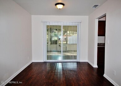 6714 Peter Rabbit Dr N, Jacksonville, FL 32210 - photo 3