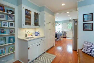 Wet Bar