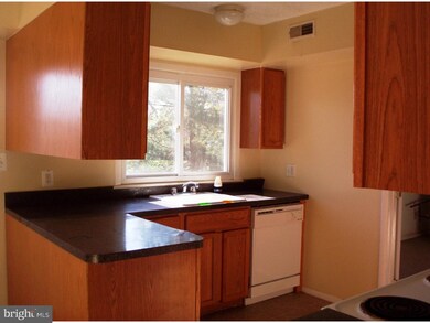 26 Belmont Ln, Willingboro, NJ 08046 - photo 5