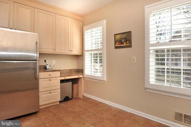 3591 Hamlet Place, Chevy Chase, MD 20815 - photo 6