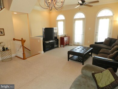 614 Hurdle Mill Place, Gaithersburg, MD 20877 - photo 4