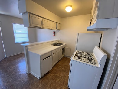 9425 Scott St unit 37, Houston, TX 77051 - photo 6