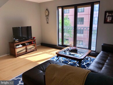 Residences At Henderson's unit 433, Baltimore, MD 21231 - photo 5