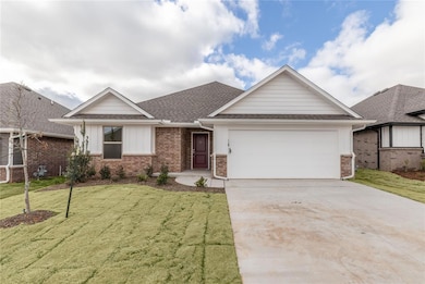 View of front facade featuring a front yard and a 