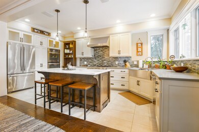 162 Autumn Hill Ln, Shelburne, VT 05482 - photo 4