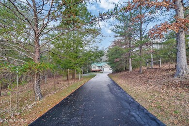 694 Meridian Rd, Crossville, TN 38555 - photo 4