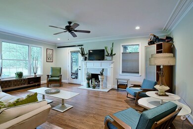 1544 Dixon Dr, Columbus, GA 31906 - photo 3