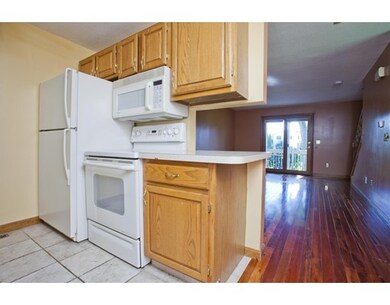 55 Empire St unit 13, Chicopee, MA 01013 - photo 3
