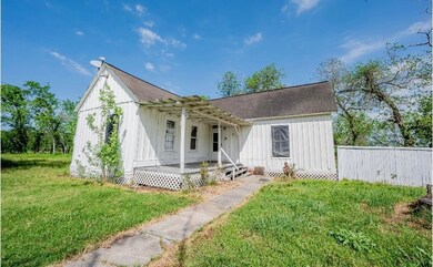 9731 Highway 36, Needville, TX 77461 - photo 3