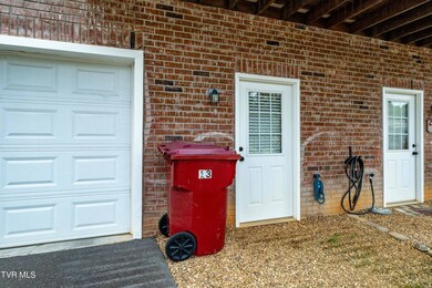 2101 Cherokee rd (8 of 32)