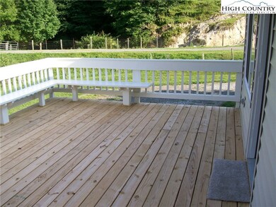 272 Ridgewood Rd, Deep Gap, NC 28618 - photo 3