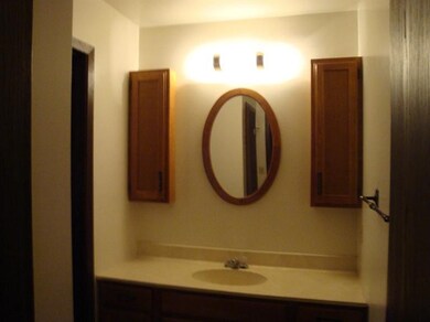 933 W Glen Park Ave unit 205, Griffith, IN 46319 - photo 4