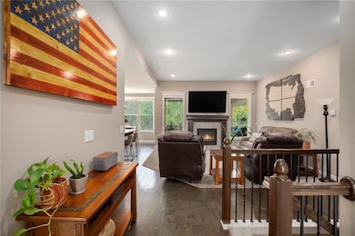 1901 Red Bud Ct, Raymore, MO 64083 - photo 4