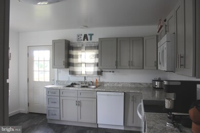 226 N West St, Williamstown, PA 17098 - photo 5