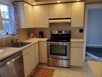 2811 Hastings Rd, Erie, PA 16506 - photo 5