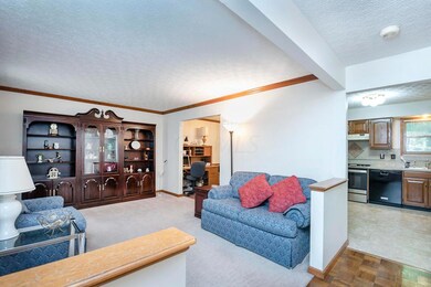 1383Greencroft_36