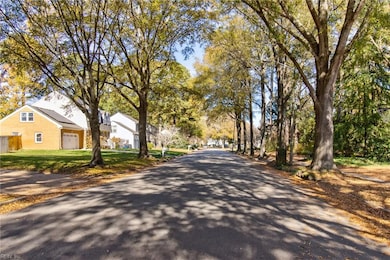 2192 Rosewell Dr, Virginia Beach, VA 23454 - photo 5