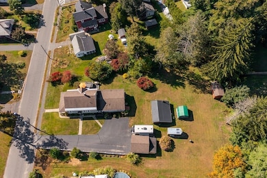 9 E Green St, Easthampton, MA 01027 - photo 4