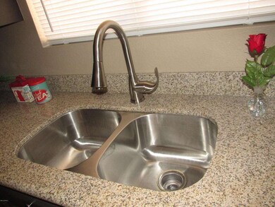 Stainles sink, New Faucet