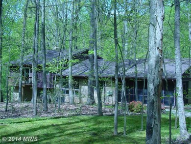 2627 Steeplechase Dr, Reston, VA 20191 - photo 3