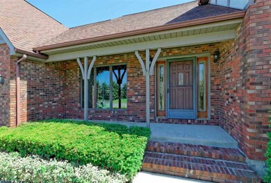 4 Dogwood Ln, Albany, NY 12211 - photo 2