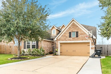 1013 Brady Ln, Alvin, TX 77511 - photo 4