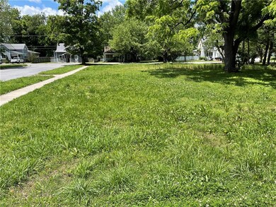 403 & 405 N 6th St, Rogers, AR 72756 - photo 2