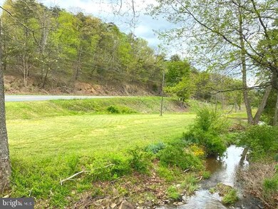 1826 New Hope Rd, Berkeley Springs, WV 25411 - photo 7