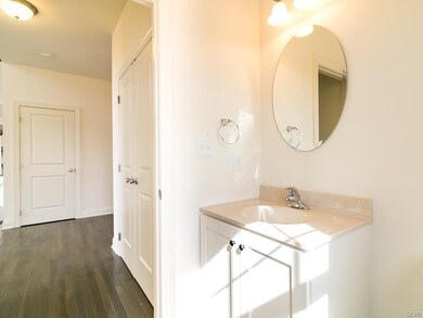 6880 Gwenmawr Rd unit 16, Bethlehem, PA 18017 - photo 7