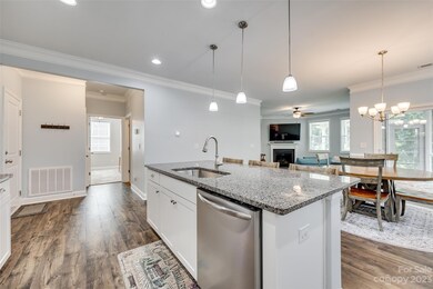 599 Belle Grove Dr, Lake Wylie, SC 29710 - photo 6